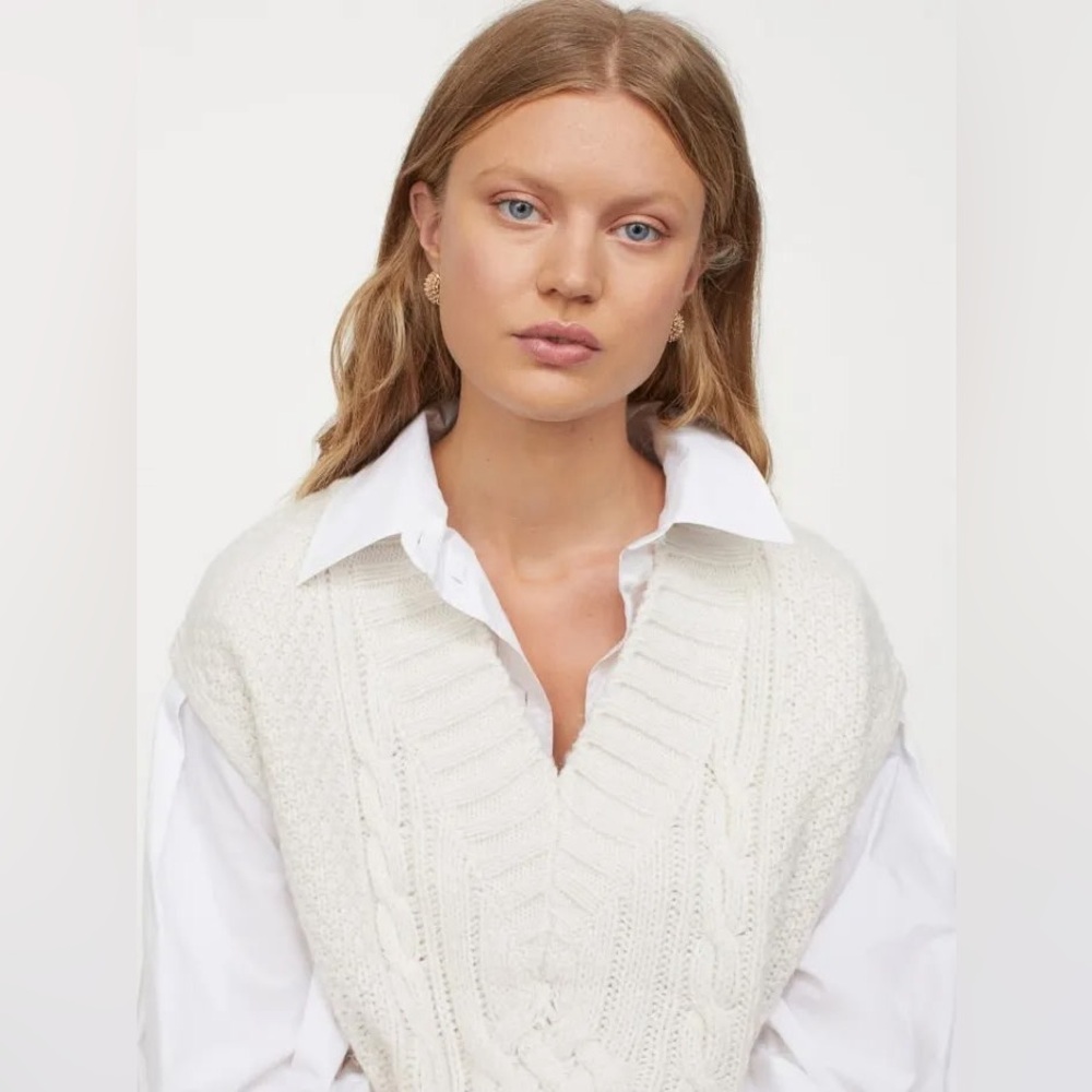 🔴 H&M knit sweater vest | Size xs
